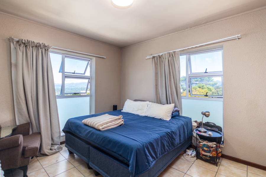 2 Bedroom Property for Sale in Wynberg Upper Western Cape